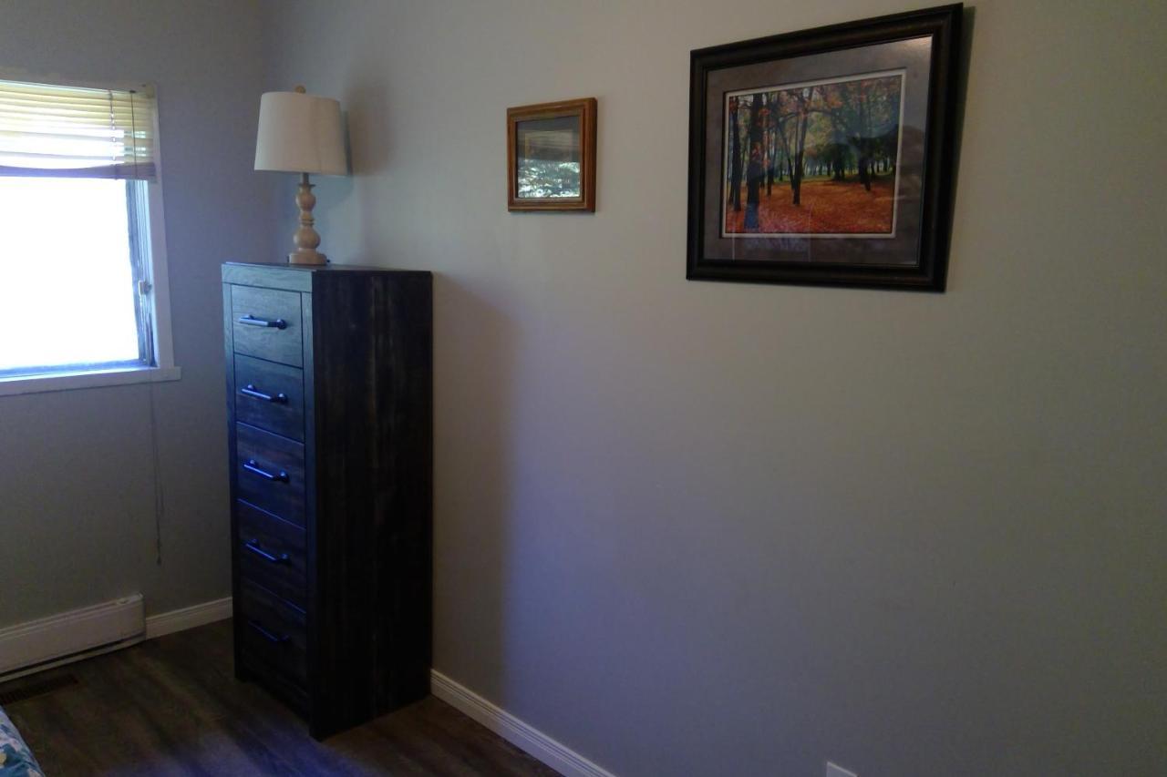 Michaels Bay Getaway On Manitoulin Island Villa South Baymouth Bagian luar foto